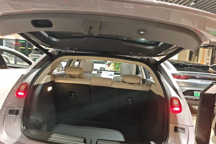 Used firefly 2025 Free Edition Trunk