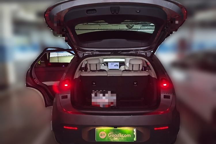 Used firefly 2025 Illuminated Edition Trunk