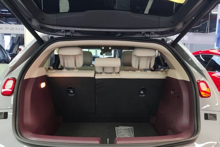 Used firefly 2025 Illuminated Edition Trunk