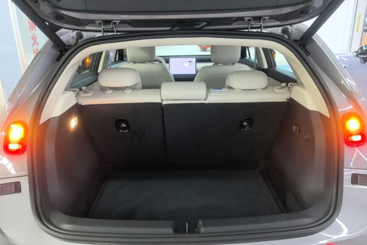 Used firefly 2025 Free Edition Trunk