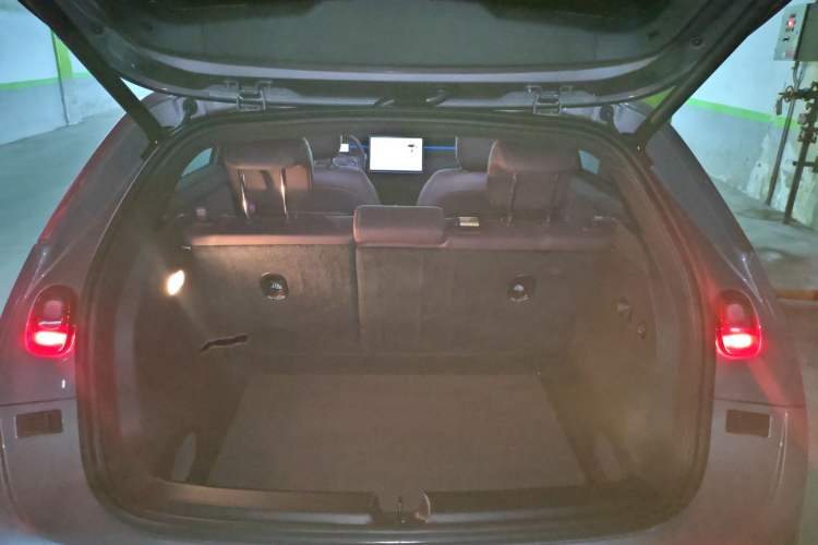 Used firefly 2025 Free Edition Trunk