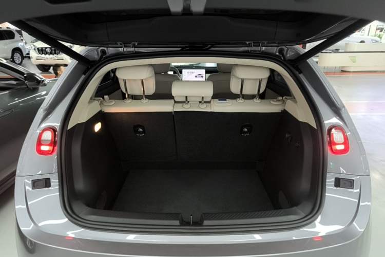 Used firefly 2025 Free Edition Trunk