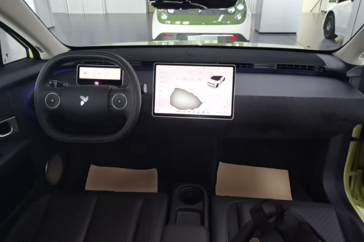 Used firefly 2025 Illuminated Edition Center Console