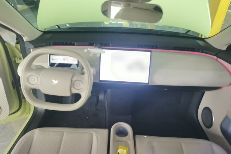 Used firefly 2025 Illuminated Edition Center Console