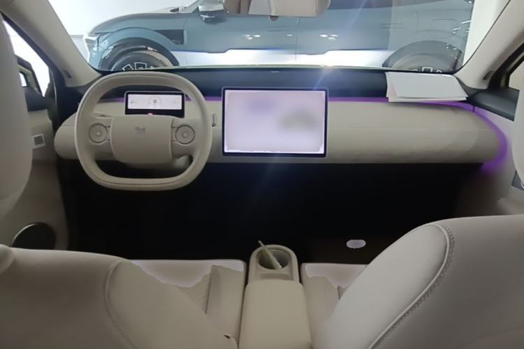 Used firefly 2025 Illuminated Edition Center Console