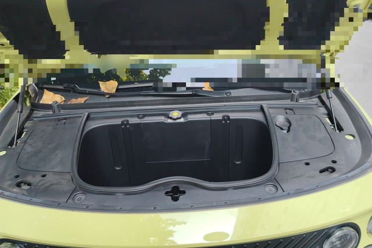 Used firefly 2025 Free Edition Engine Bay