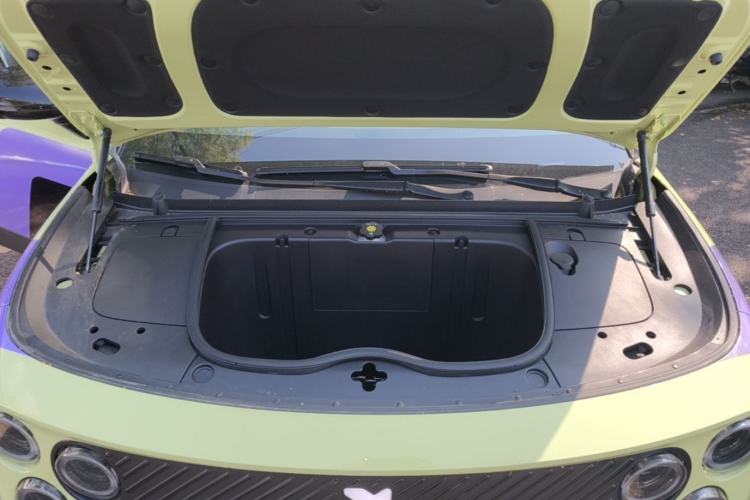 Used firefly 2025 Free Edition Engine Bay