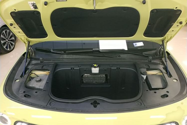 Used firefly 2025 Free Edition Engine Bay