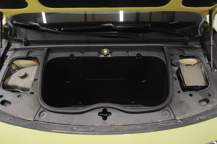 Used firefly 2025 Free Edition Engine Bay
