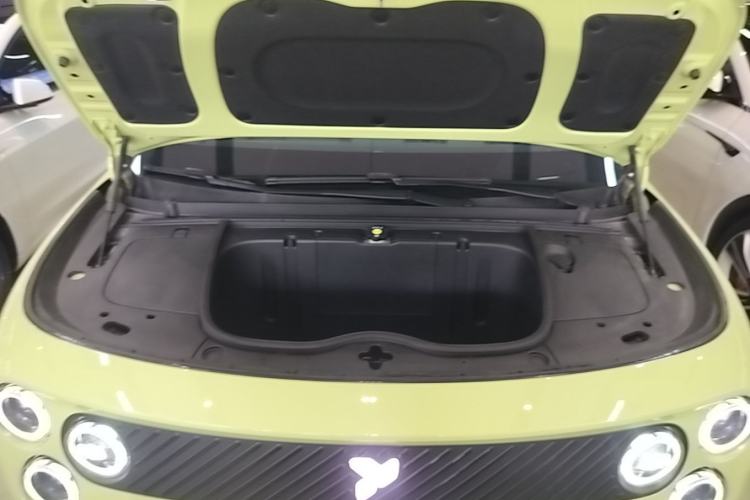 Used firefly 2025 Free Edition Engine Bay