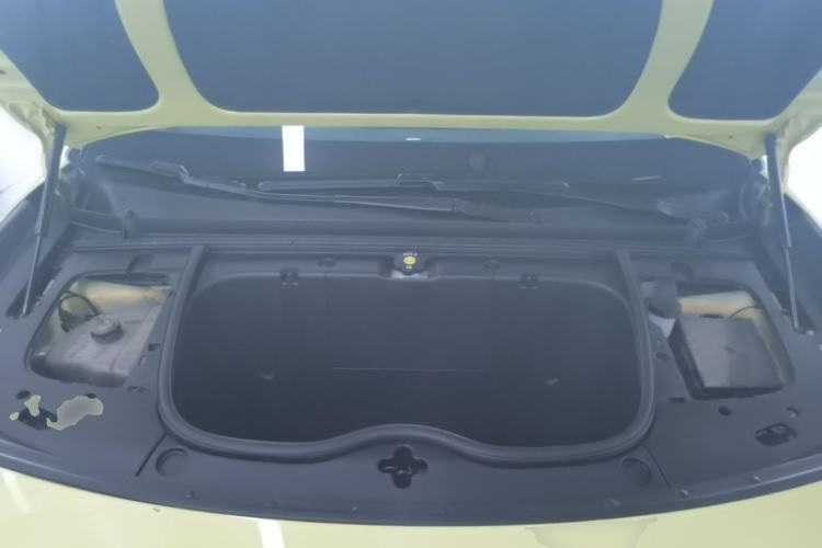 Used firefly 2025 Illuminated Edition Engine Bay