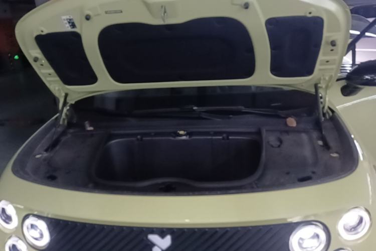 Used firefly 2025 Free Edition Engine Bay