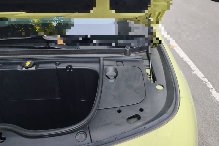 Used firefly 2025 Free Edition Engine Bay Left