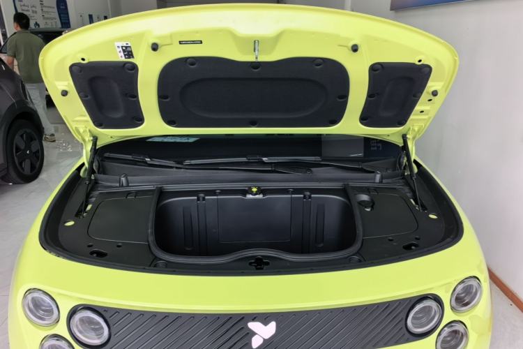 Used firefly 2025 Free Edition Engine Bay