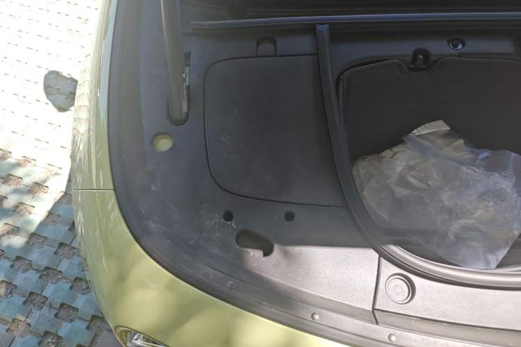 Used firefly 2025 Free Edition Engine Bay Right