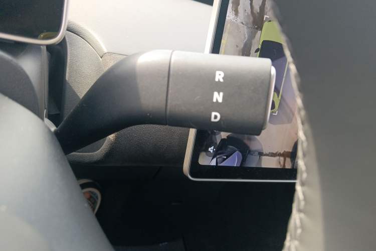 Used firefly 2025 Illuminated Edition Gear Lever