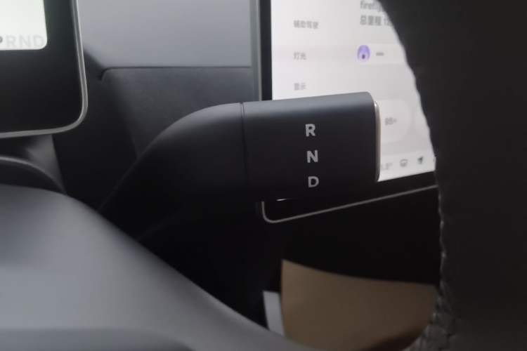 Used firefly 2025 Illuminated Edition Gear Lever