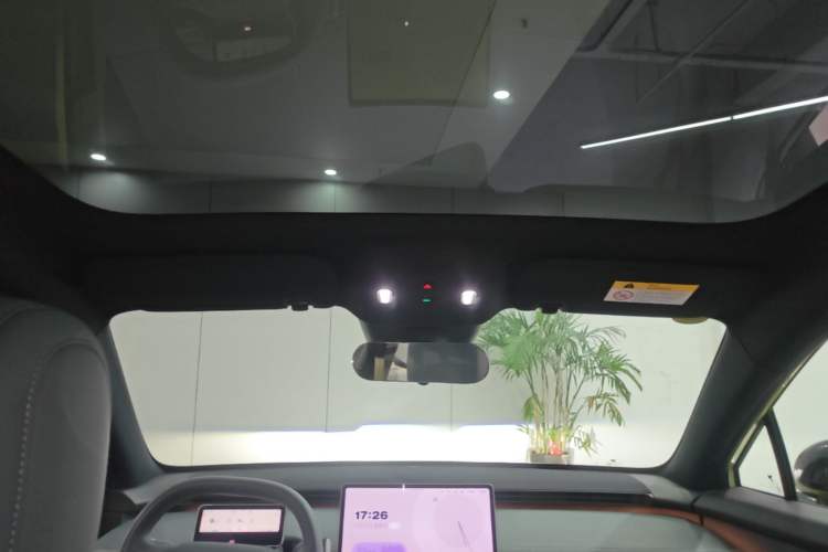 Used firefly 2025 Free Edition Headliner