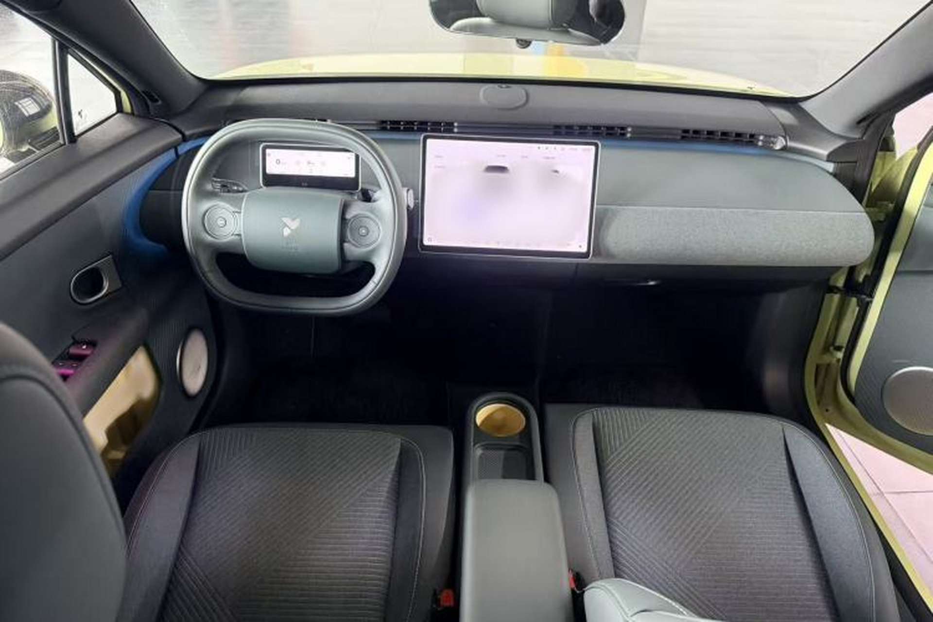 Used firefly 2025 Free Edition Interior 2
