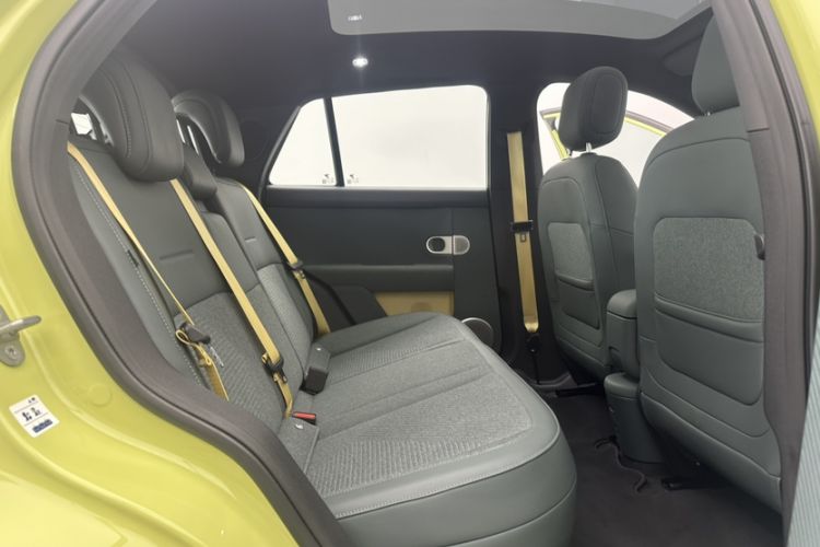 Used firefly 2025 Free Edition Interior 2