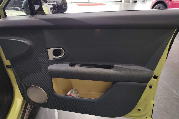 Used firefly 2025 Free Edition Interior 5