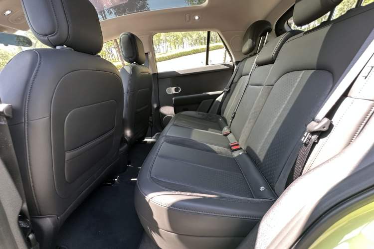Used firefly 2025 Illuminated Edition Interior 5