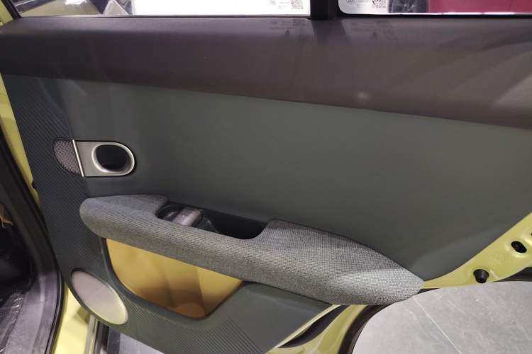 Used firefly 2025 Free Edition Interior 6