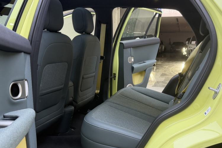 Used firefly 2025 Free Edition Interior 7