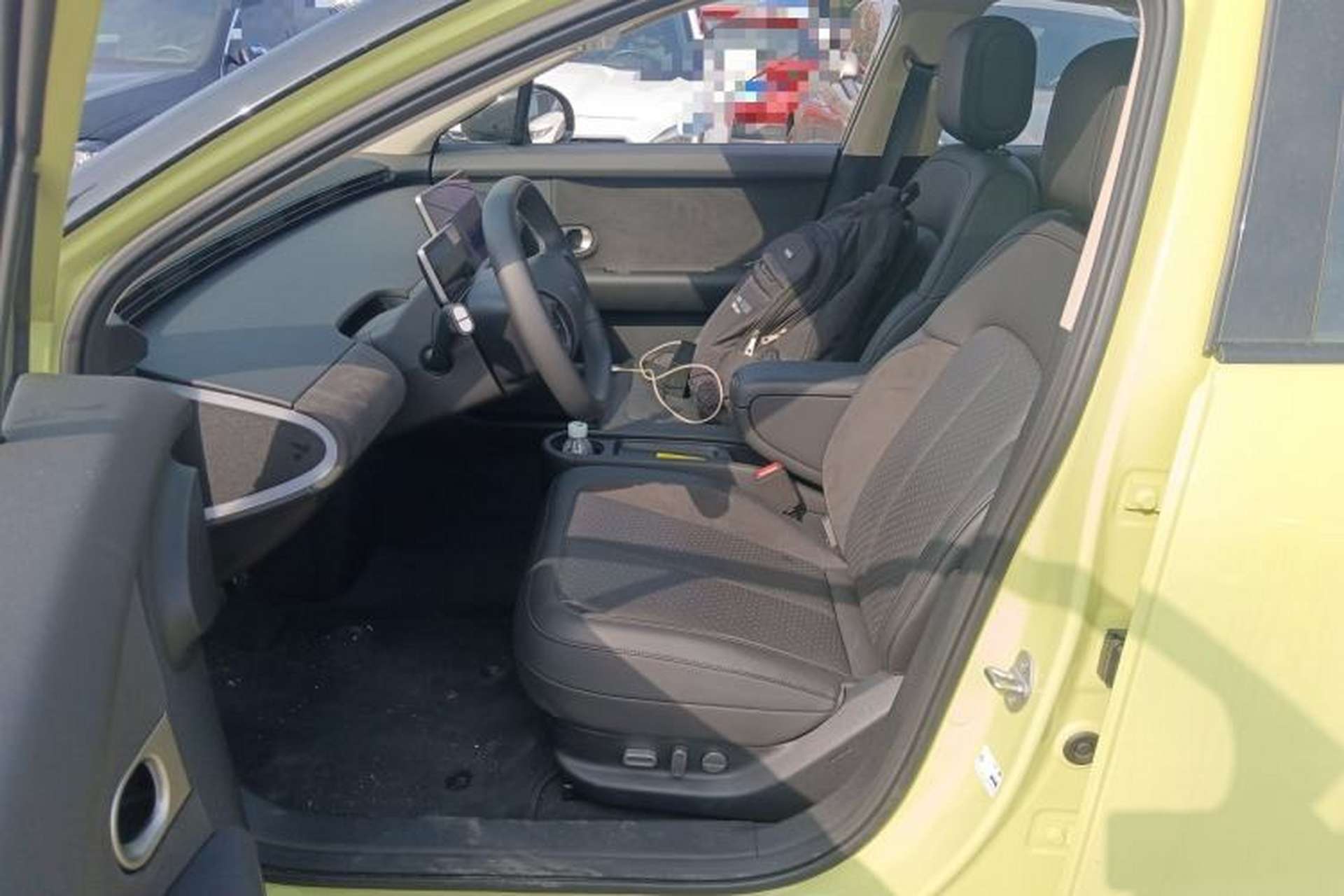 Used firefly 2025 Illuminated Edition Left Front Seat
