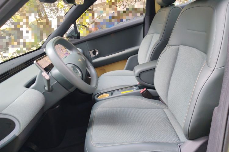 Used firefly 2025 Free Edition Left Front Seat