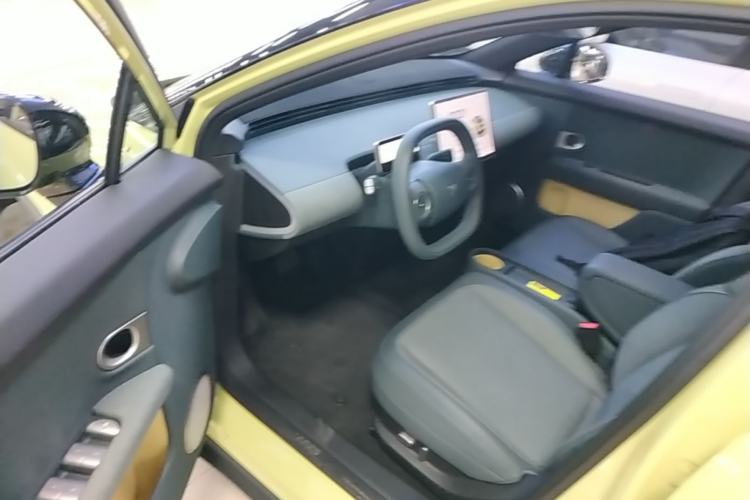 Used firefly 2025 Free Edition Left Front Seat