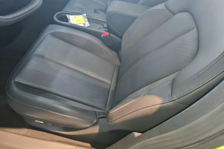 Used firefly 2025 Illuminated Edition Left Front Seat