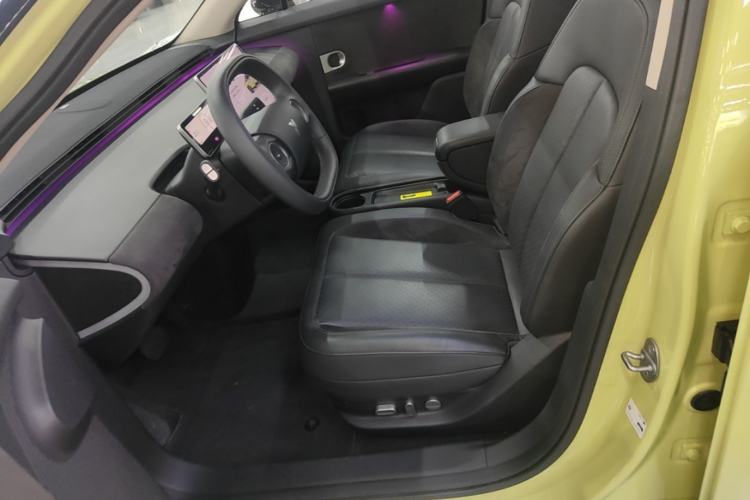 Used firefly 2025 Illuminated Edition Left Front Seat