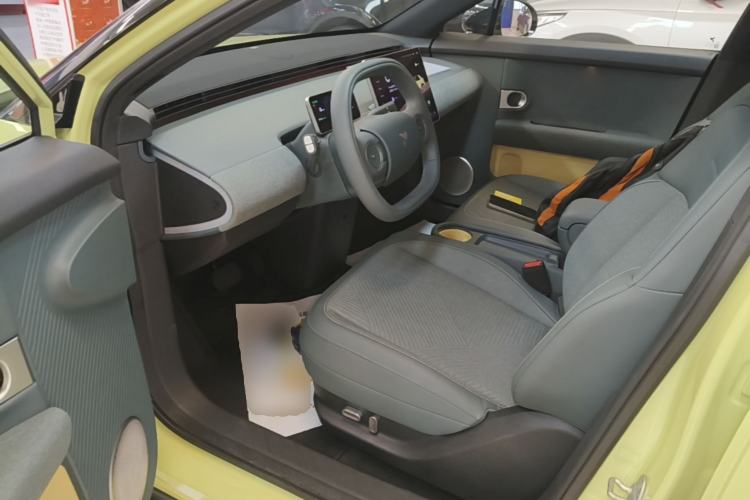 Used firefly 2025 Free Edition Left Front Seat