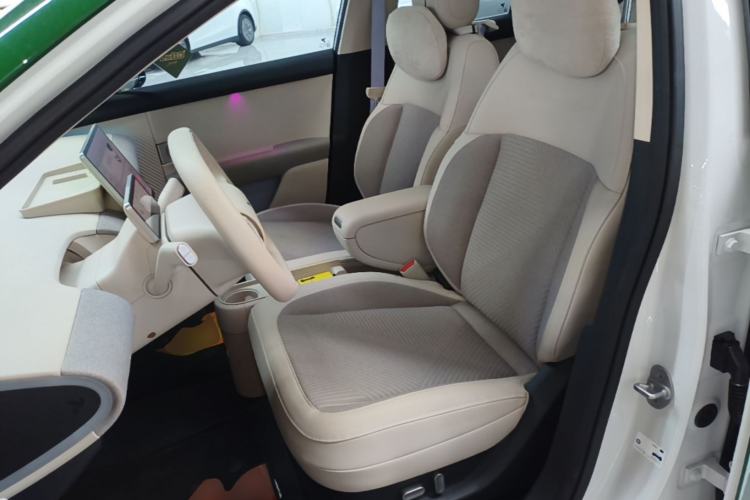 Used firefly 2025 Free Edition Left Front Seat