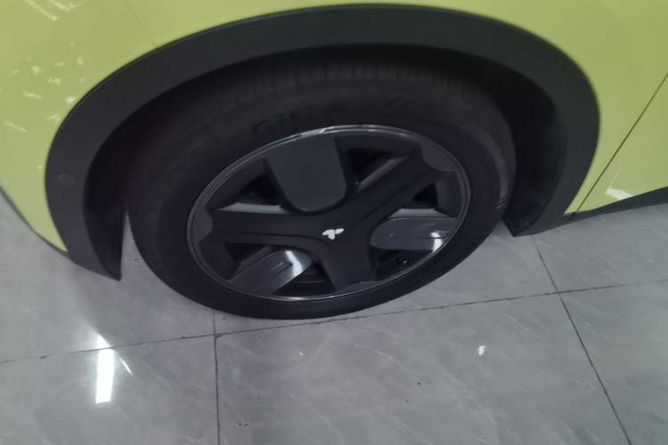 Used firefly 2025 Illuminated Edition Left Front Wheel Hub