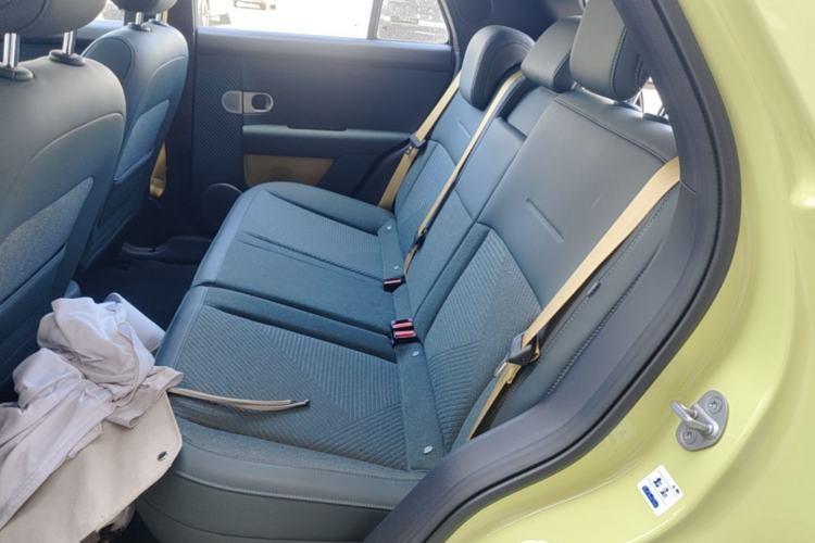 Used firefly 2025 Free Edition Left Rear Seat