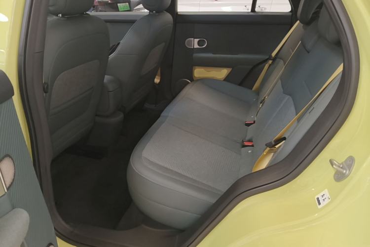Used firefly 2025 Free Edition Left Rear Seat