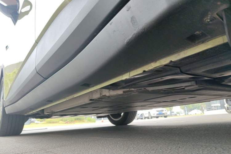 Used firefly 2025 Free Edition Left Side Sill