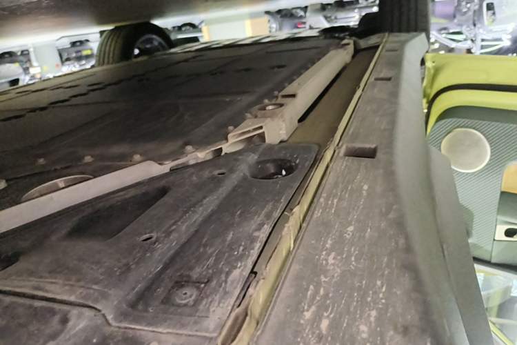 Used firefly 2025 Free Edition Left Side Sill