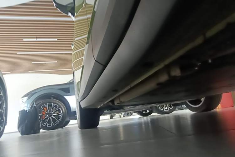 Used firefly 2025 Illuminated Edition Left Side Sill