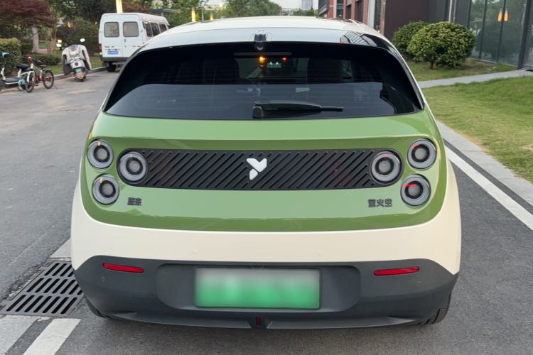 Used firefly 2025 Illuminated Edition Rear