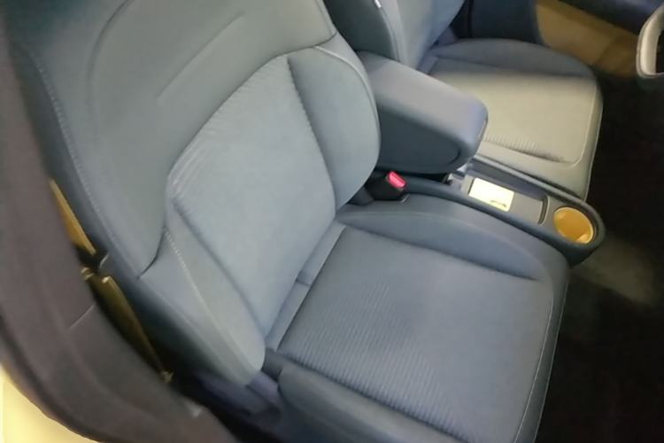 Used firefly 2025 Free Edition Right Front Seat
