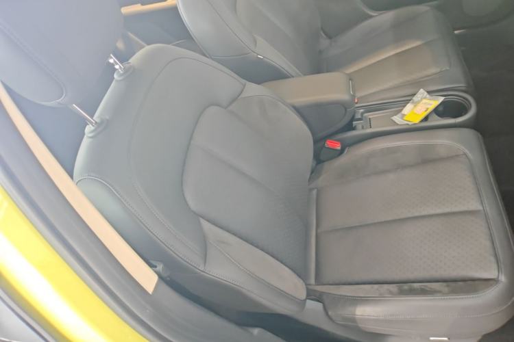 Used firefly 2025 Illuminated Edition Right Front Seat