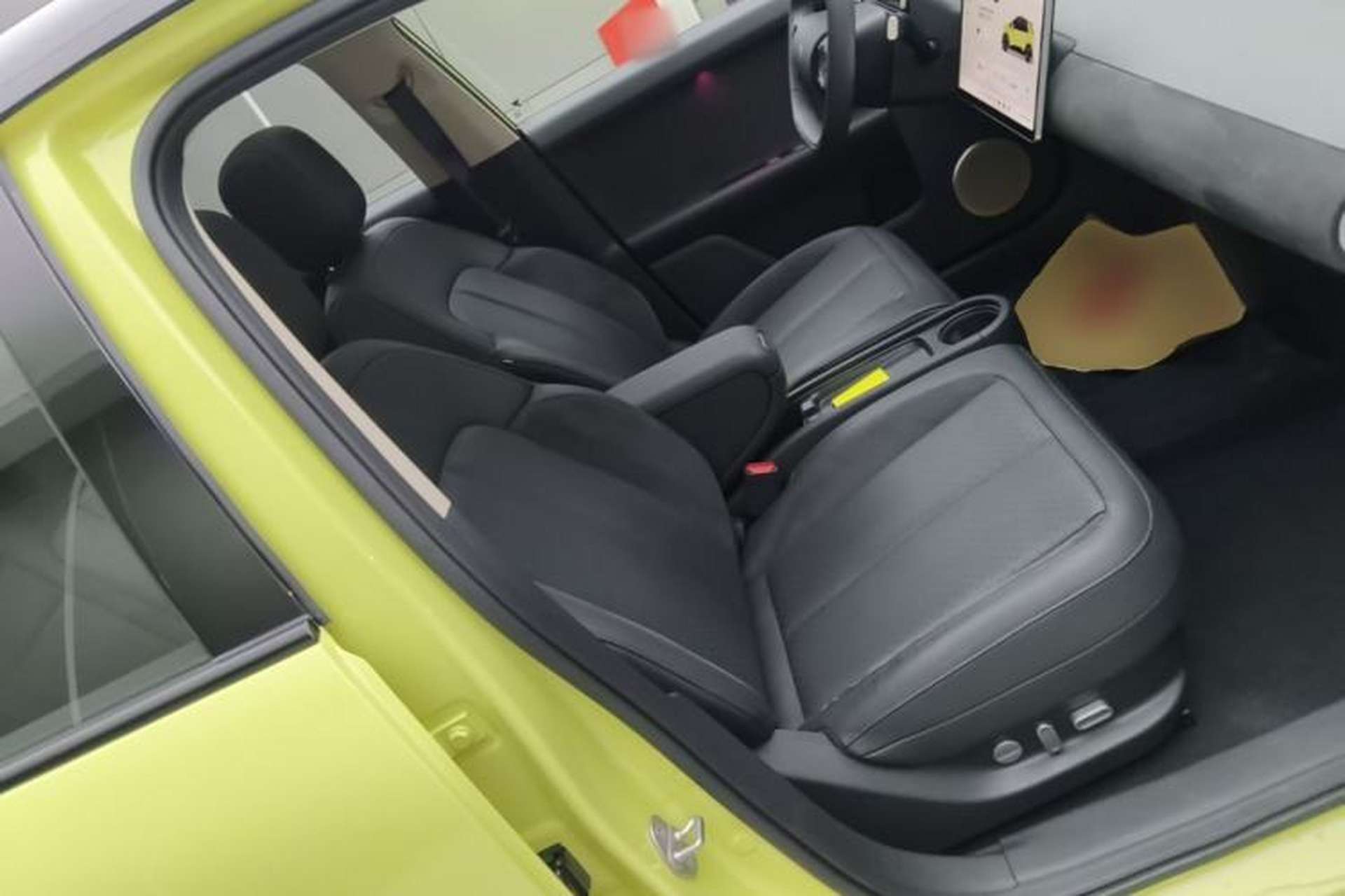 Used firefly 2025 Illuminated Edition Right Front Seat