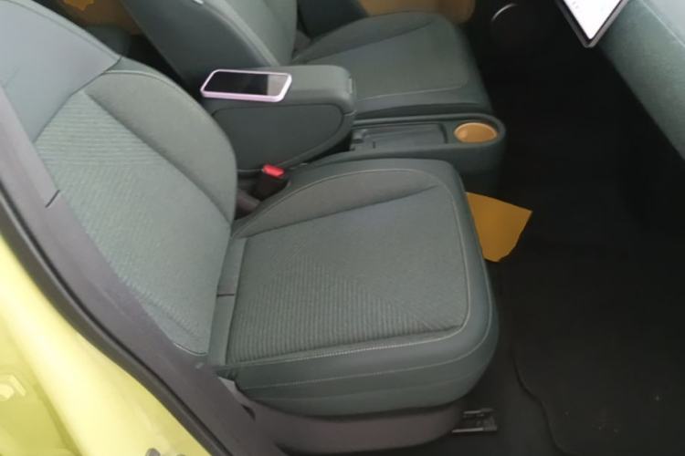 Used firefly 2025 Free Edition Right Front Seat