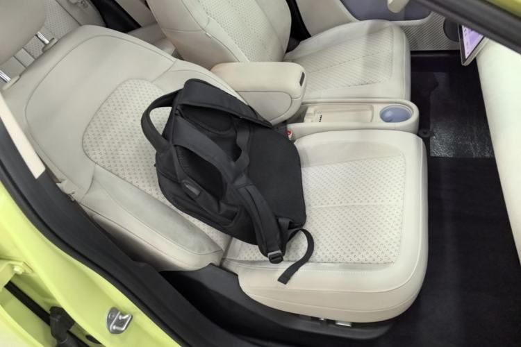 Used firefly 2025 Illuminated Edition Right Front Seat