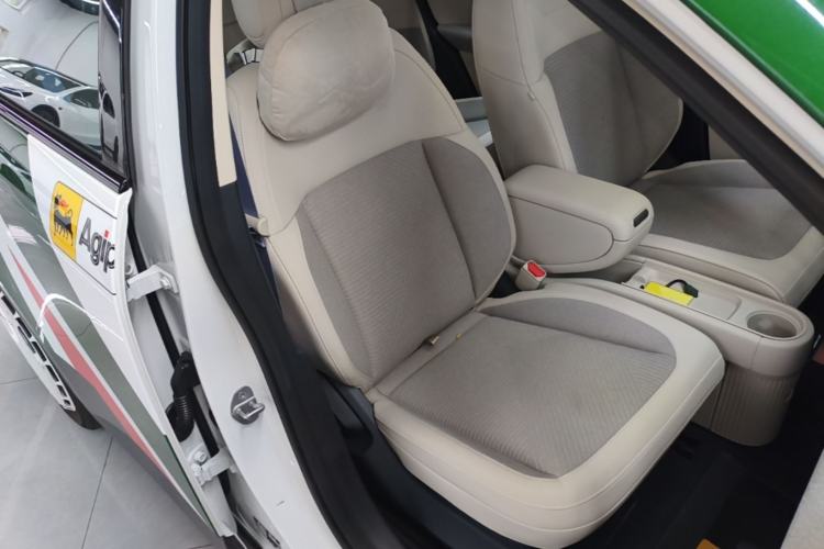 Used firefly 2025 Free Edition Right Front Seat