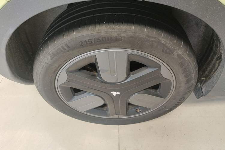 Used firefly 2025 Free Edition Right Rear Wheel Hub
