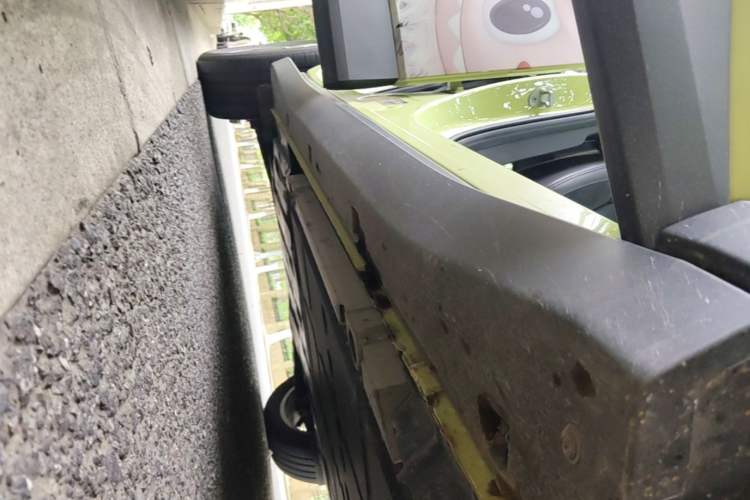 Used firefly 2025 Illuminated Edition Right Side Sill